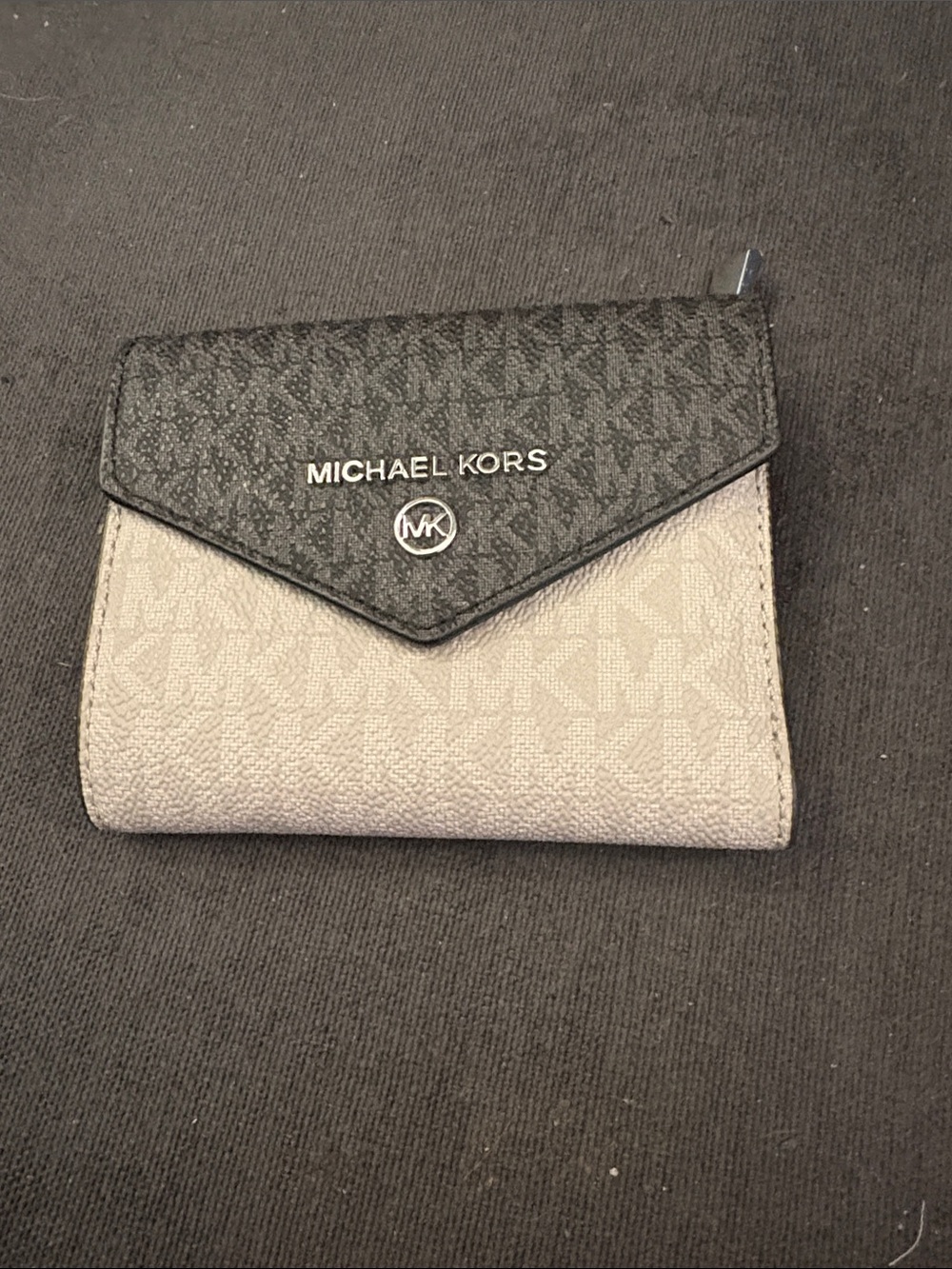 Michael Kors Two-Tone MK Logo Envelope Wallet - Black & Light Gray